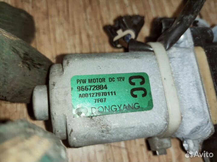 Мотор стеклоподъемника задний левый Opel Antara