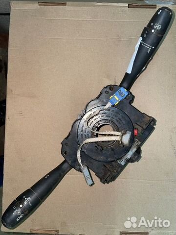 Подрулевой переключатель передний Peugeot 308