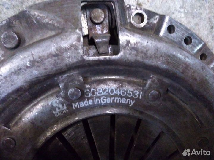 Маховик и сцепление VW passat B2 1.6