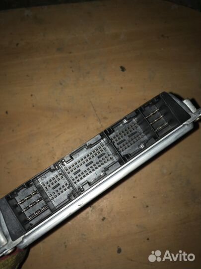 Блок управления Audi A4 2.5tdi 8D0907401N эбу