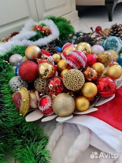 Новогодние украшения лотом