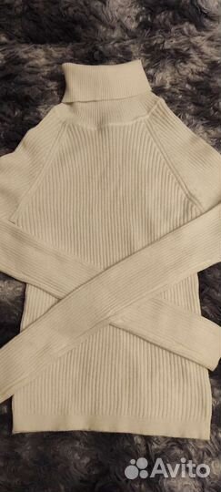 Водолазка pull and bear S