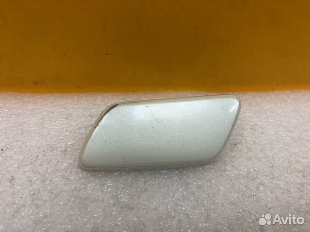 Крышка форсунки омывателя фар левая Toyota Land