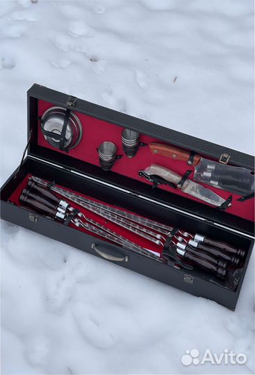 Шампуры в деревянном кейсе