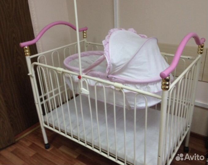 Детская кровать с люлькой