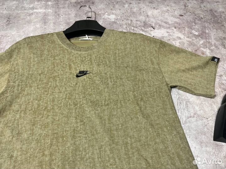 Футболки Nike