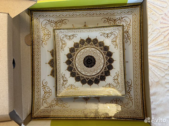 Набор тарелок