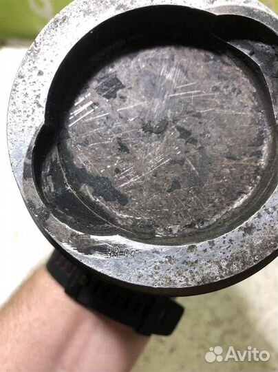 Поршень с шатуном Фольксваген Транспортер Т2 Т3