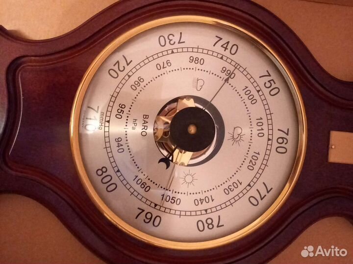 Барометр настенный Бриг