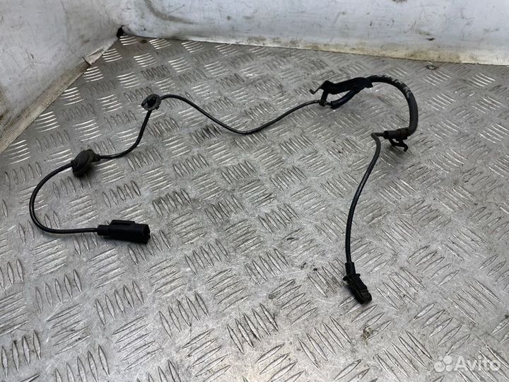 Датчик ABS задний левый Mitsubishi Outlander CW