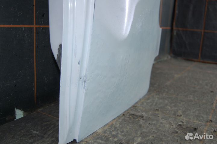 Дверь багажника правая - Peugeot Partner