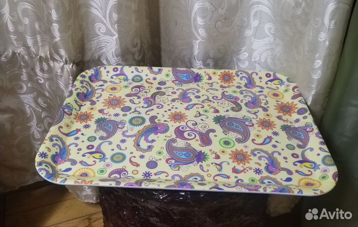 Поднос пластиковый
