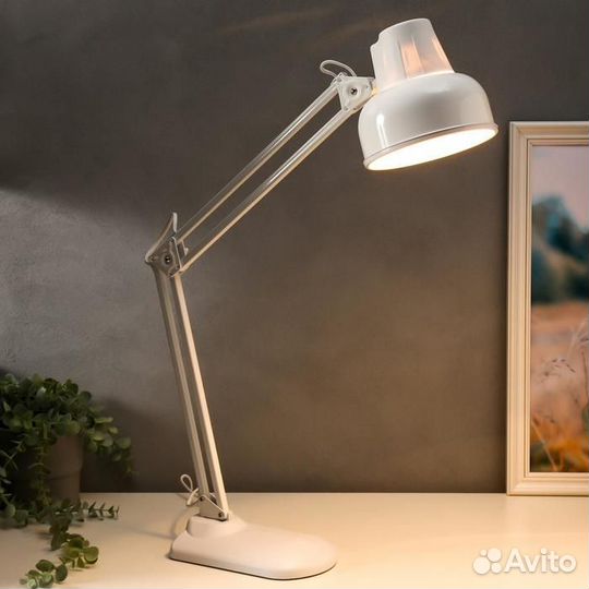 Светильник настольный с основанием 'Бета +' (Е27