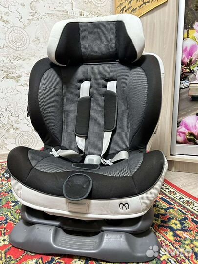 Детское автокресло carmate swing moon