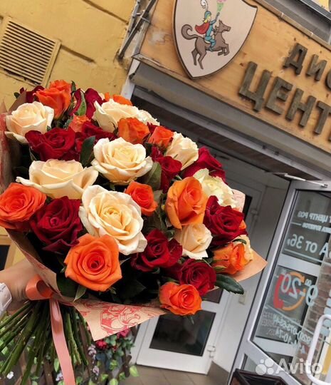 Букет Микс цветов Розы 33 шт