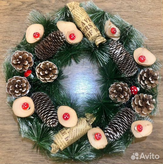 Венок рождественский / новогодний на дверь