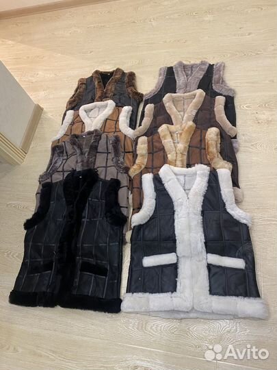 Кожаные меховые безрукавки из овчины
