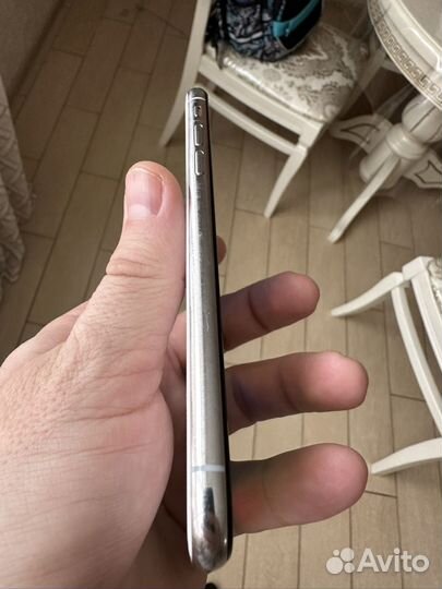 iPhone X, 64 ГБ