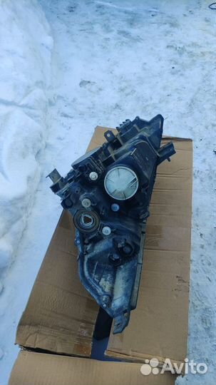 Фара передняя правая Nissan Teana j32