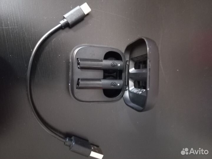 Беспроводные наушники