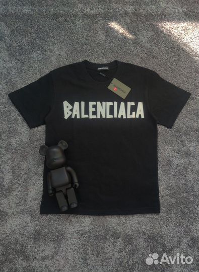 Футболка balenciaga в наличии