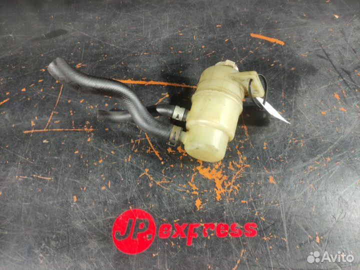 Бачок гур Mitsubishi Galant VR4