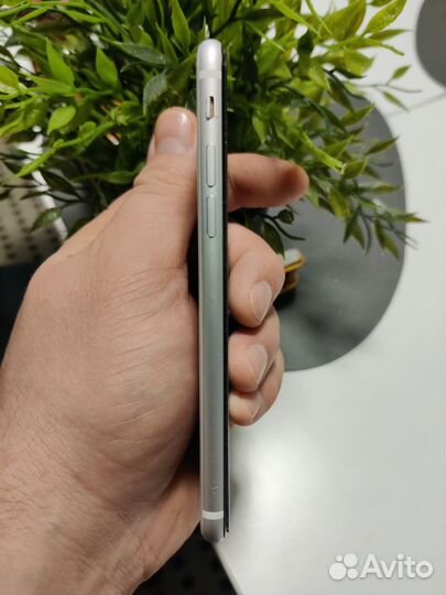 iPhone se 2020 64gb