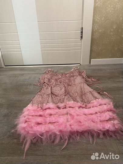 Платье праздничное женское m