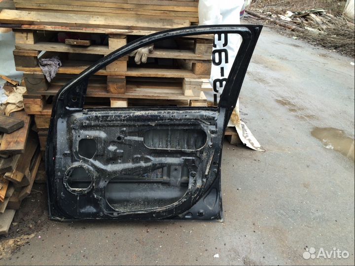 Дверь передняя правая mitsubishi outlander XL