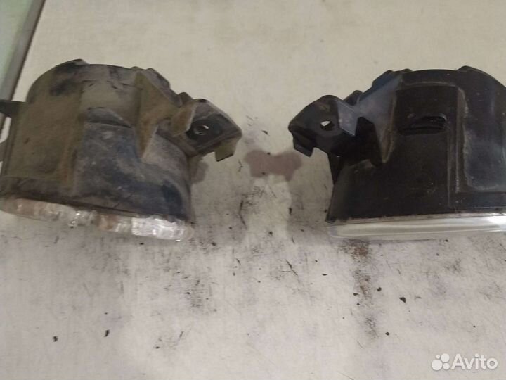 Б/у оригинал противотуманки к Nissan Teana G32