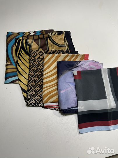 Платок стильный брендовый