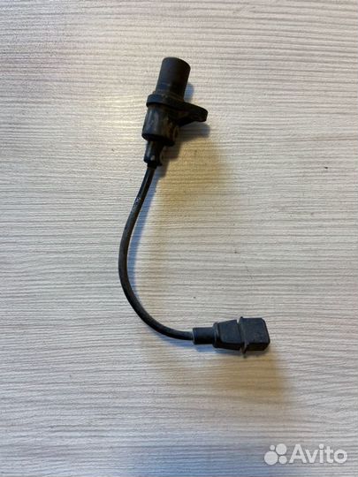 Датчик положения коленвала Hyundai Matrix