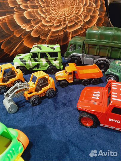 Машинки игрушка