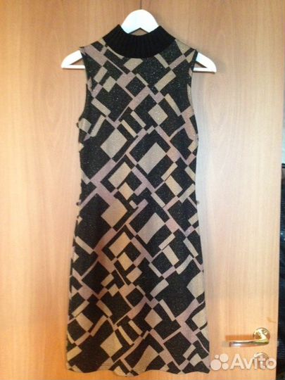 Платье праздничное