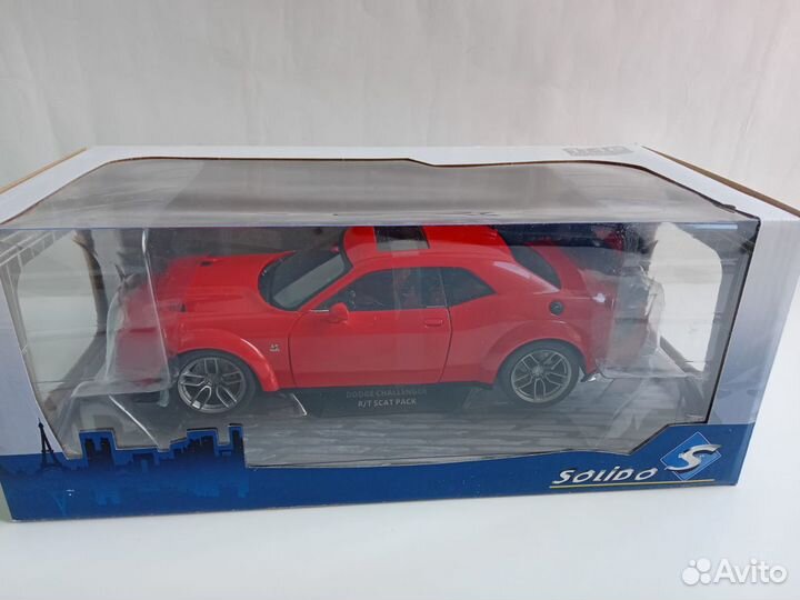 Модель 1:18 Dodge Challenger R/T 2020 год