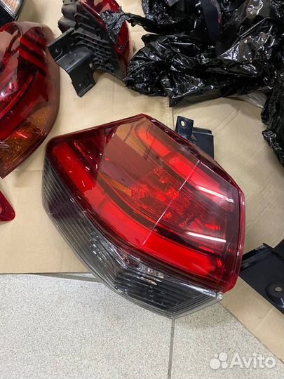 Фонари задние Nissan X-trail T32 2019