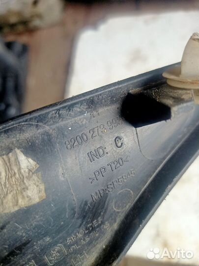 Накладка левой петли капота Renault Logan 2009