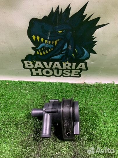 Насос водяной (помпа) Volkswagen Tiguan 5N1 CAW