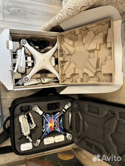 Квадрокоптер dji phantom 3 pro