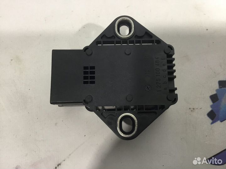 Датчик ускорения Mazda CX-7 F189437Y1