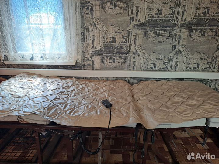 Кровать для лежачих больных с электроприводом