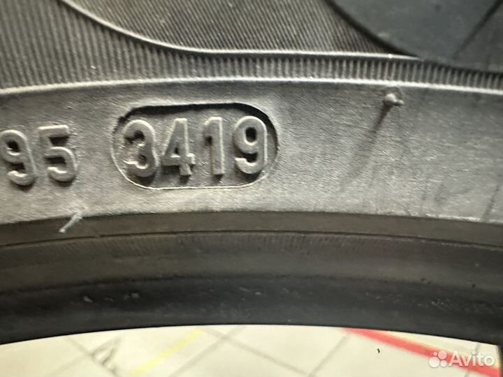 Pirelli Scorpion Winter 255/45 R20 V