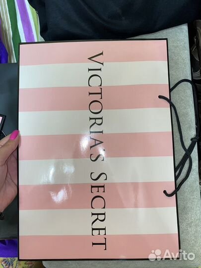 Брендовые коробки и пакеты