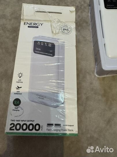 Пауэр банк новый