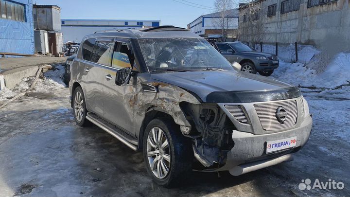 Подножки ступеньки пороги Nissan Patrol (Y62)