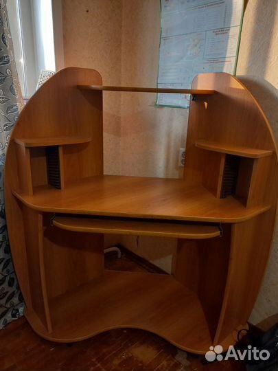 Компьютерный столик бу
