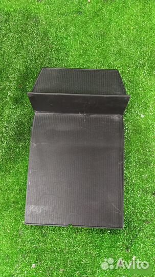 Пластик салона Volvo V70 B5254T6