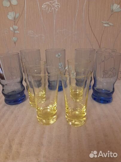 Винтаж.Рюмки хрустальные, стопки из цветногостекла