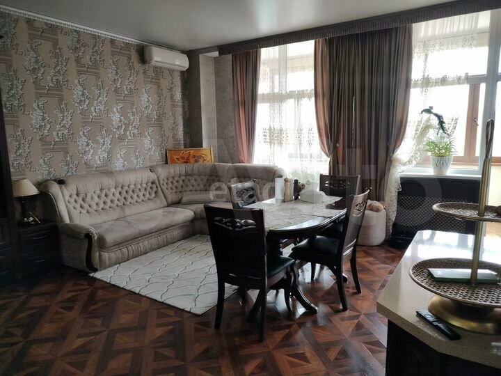 3-к. квартира, 110 м², 6/11 эт.