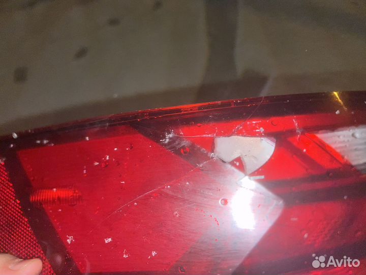 Фонарь задний левый vw jetta 7